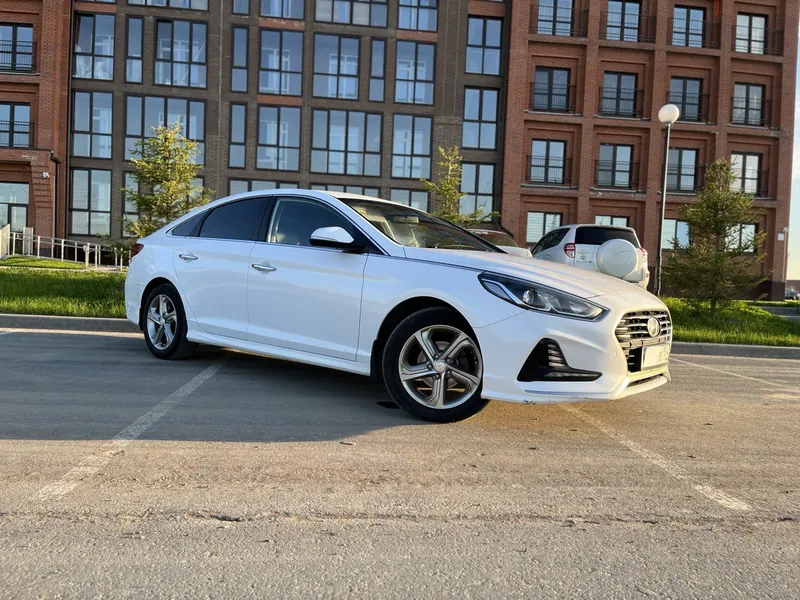 Hyundai Sonata 2019 г.в. — аренда машины в Томске за 4000₽ в сутки