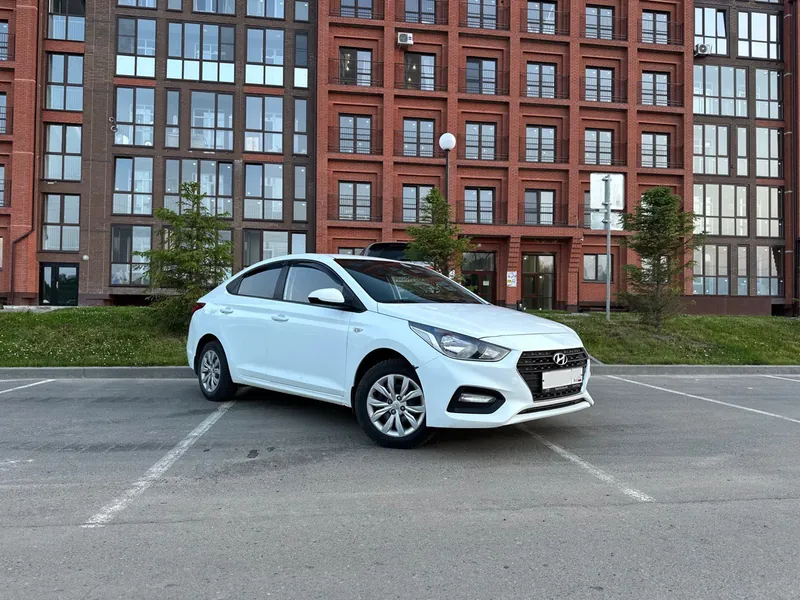 Прокат Hyundai Solaris 2019 г.в. в Томске — 2700₽ в сутки